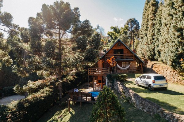 Comment organiser une visite des sites historiques de la guerre civile en Espagne ?